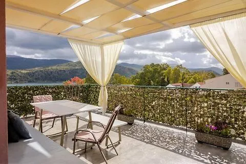 Terrace Loft With Sea Views