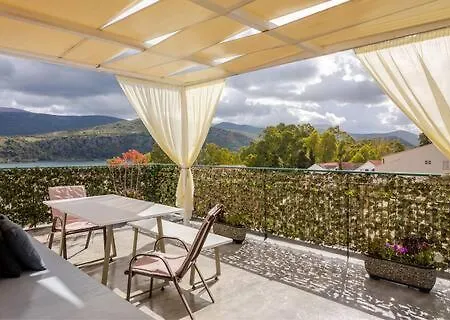 Terrace Loft With Sea Views