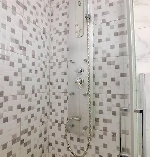 아파트 Terrace Loft With Sea Views 아르고스톨리온