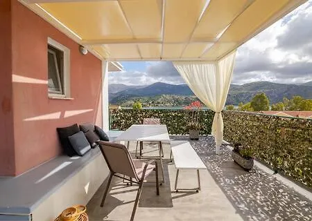 Terrace Loft With Sea Views شقة